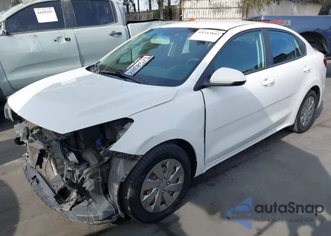 2020 Kia Rio S z USA, uszkodzony, nr VIN 3KPA24AD2LE273542